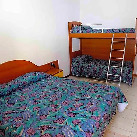La Pace Village Club Hotel *
