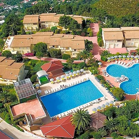 Hotel La Pace Village Club *